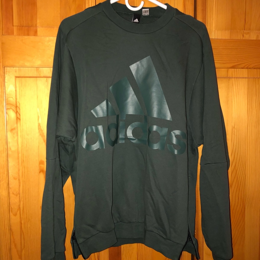 Adidas crewneck